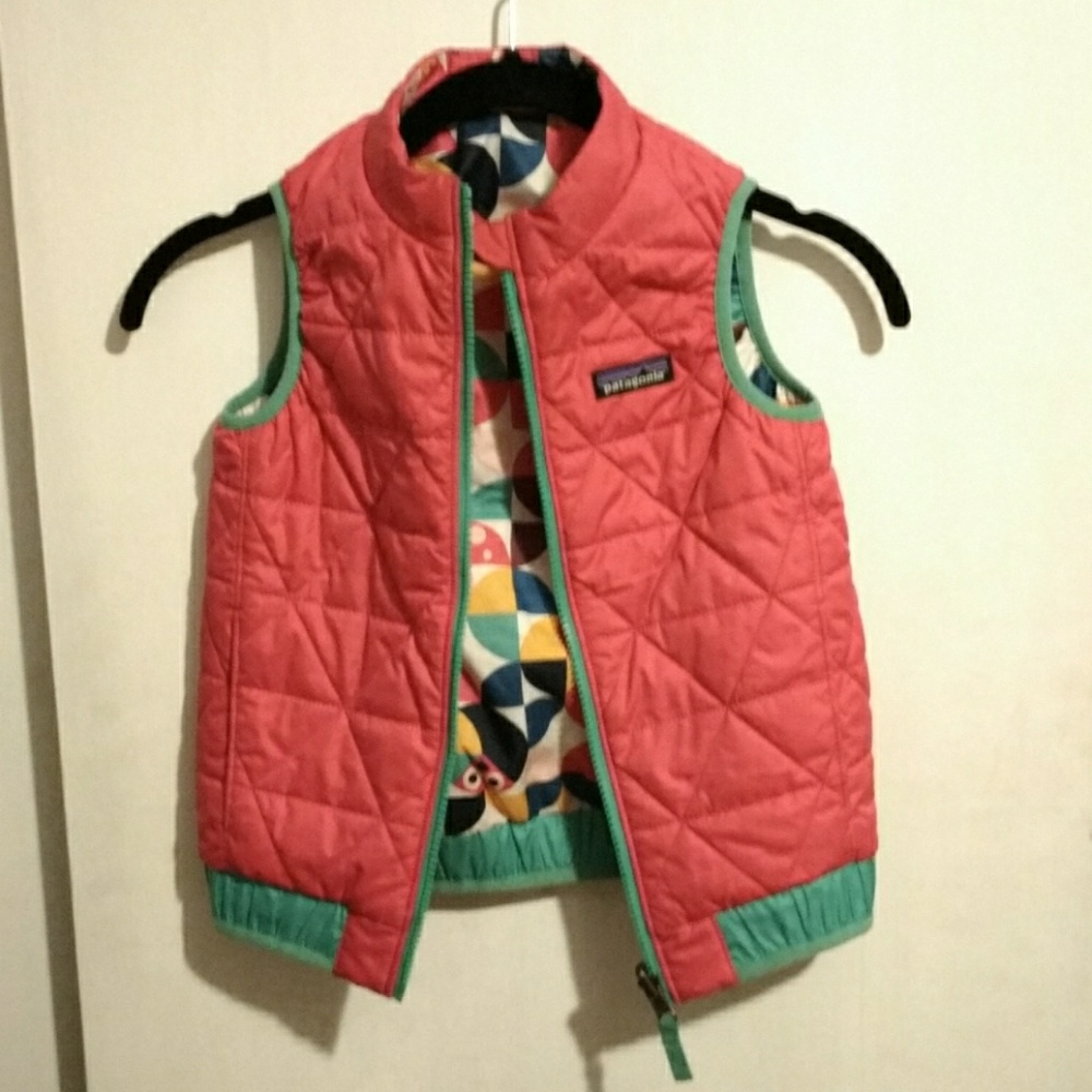PATAGONIA kids reversible vest size 4